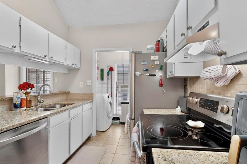 5981 Arapaho Road # 1006, Dallas TX 75248 - Photo 16