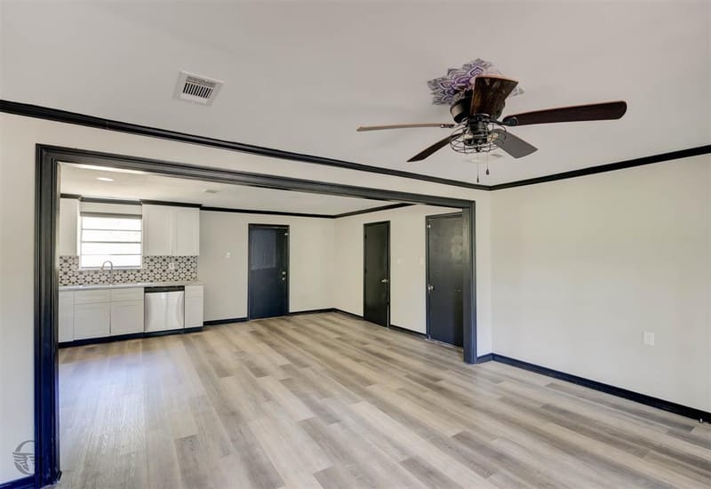 1054 Frontage Road, Minden LA 71055 - Photo 7