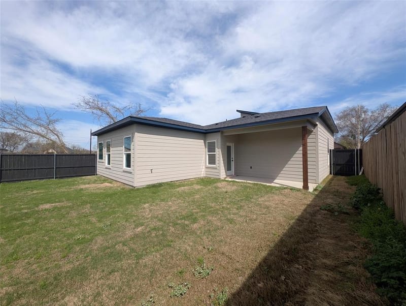1890 JOHNSON Street, Greenville TX 75401 - Photo 20