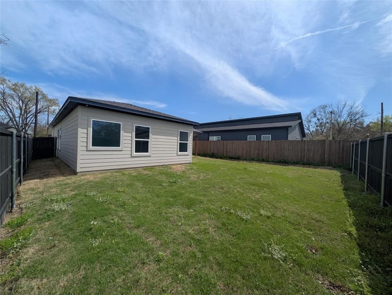 1890 JOHNSON Street, Greenville TX 75401 - Photo 21