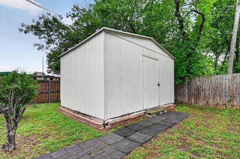 1603 William Brewster Street, Irving TX 75061 - Photo 22