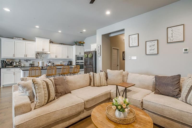709 Waterford Way, Joshua TX 76058 - Photo 9