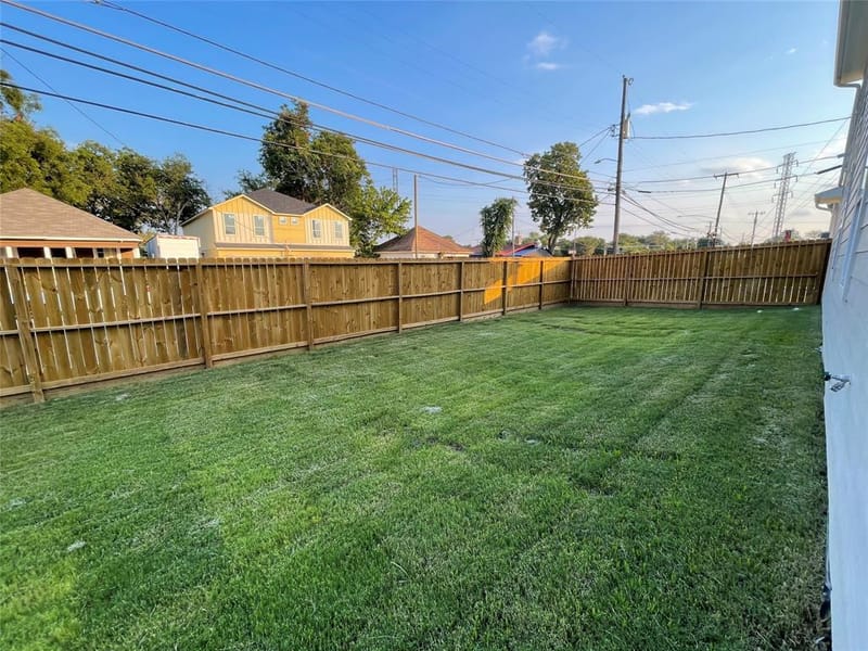 2725 1st Avenue, Dallas TX 75210 - Photo 23