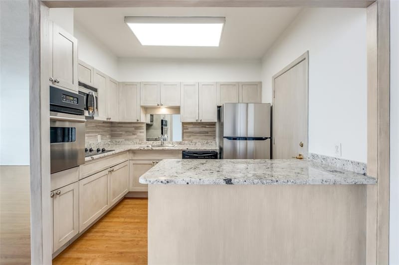 3701 Turtle Creek Boulevard # 5D, Dallas TX 75219 - Photo 10