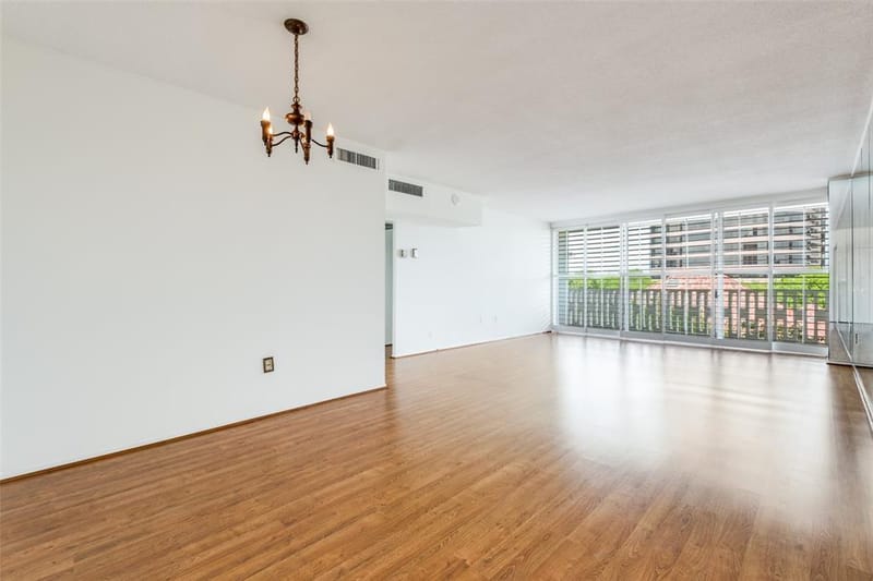 3701 Turtle Creek Boulevard # 5D, Dallas TX 75219 - Photo 8