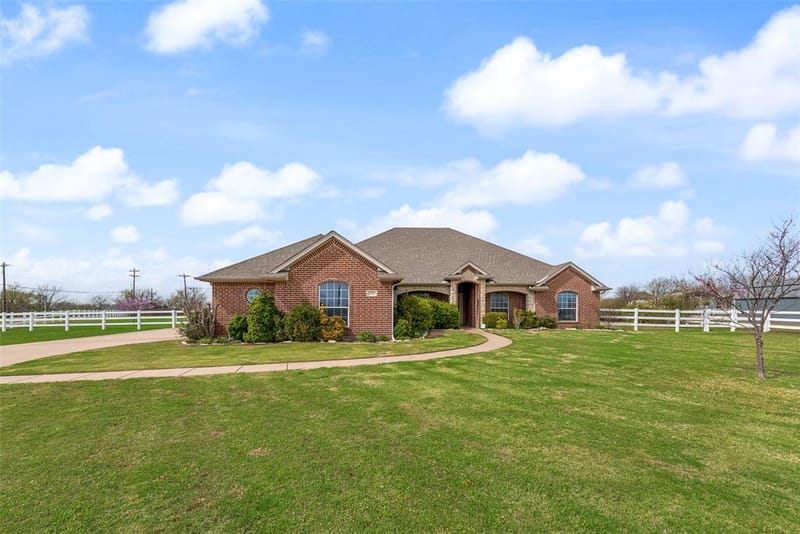 14001 Oak Bark Drive, Haslet TX 76052 - Photo 3