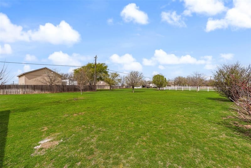 14001 Oak Bark Drive, Haslet TX 76052 - Photo 32