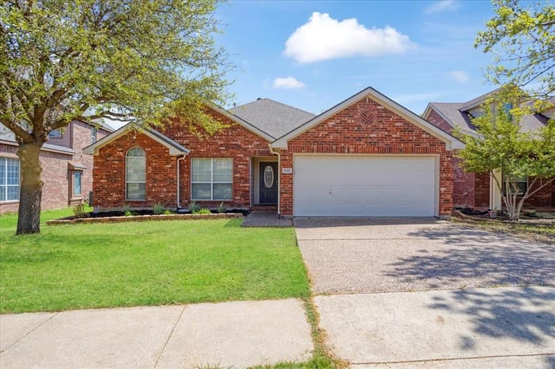608 Lake Village Drive, McKinney TX 75071