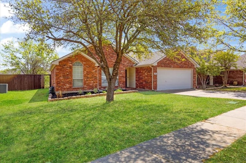 608 Lake Village Drive, McKinney TX 75071 - Photo 34