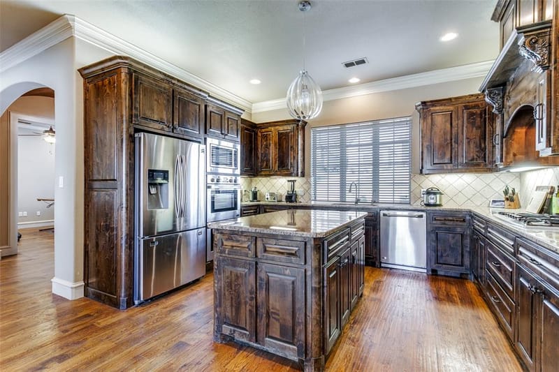 6800 Woodland Hills Drive, North Richland Hills TX 76182 - Photo 13