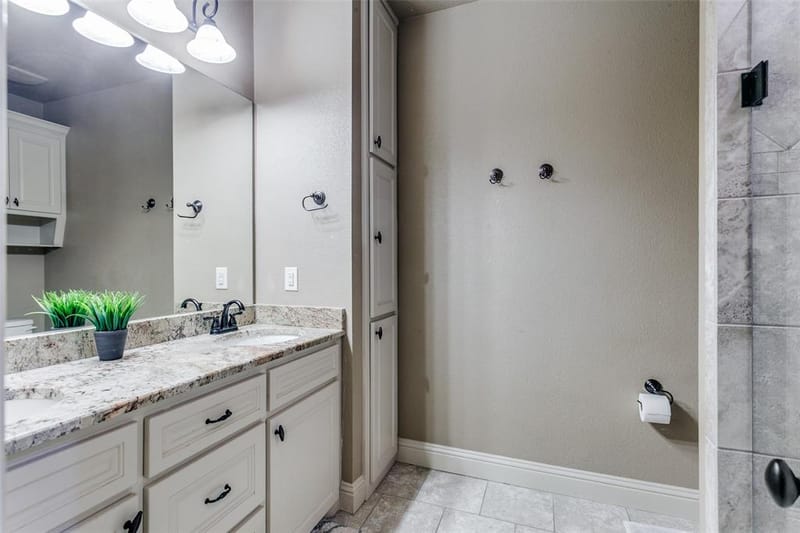 6800 Woodland Hills Drive, North Richland Hills TX 76182 - Photo 34