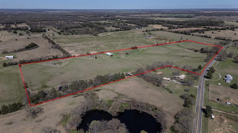 267 County Road 2150, Telephone TX 75446 - Photo 3