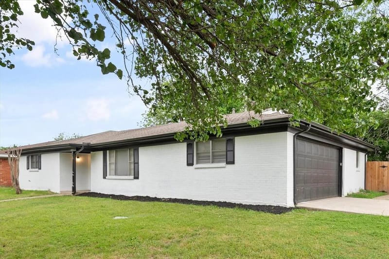 7821 Regency Lane, Fort Worth TX 76134 - Photo 21