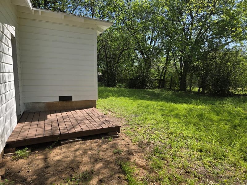 1207 N Anglin Street, Cleburne TX 76031 - Photo 13