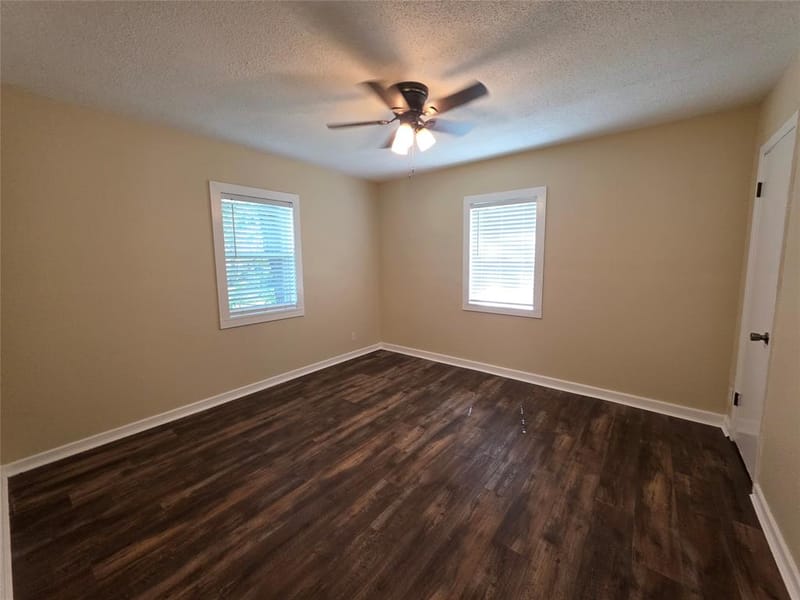 1207 N Anglin Street, Cleburne TX 76031 - Photo 9