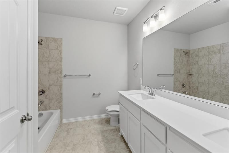 1329 Frio Drive, Springtown TX 76082 - Photo 12