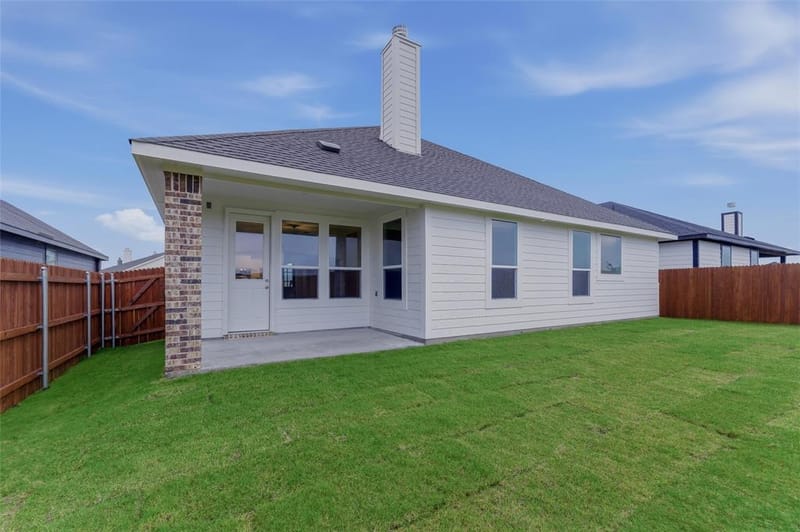 1329 Frio Drive, Springtown TX 76082 - Photo 22