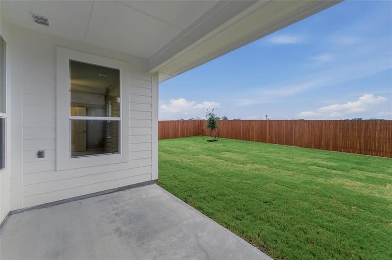 1329 Frio Drive, Springtown TX 76082 - Photo 21