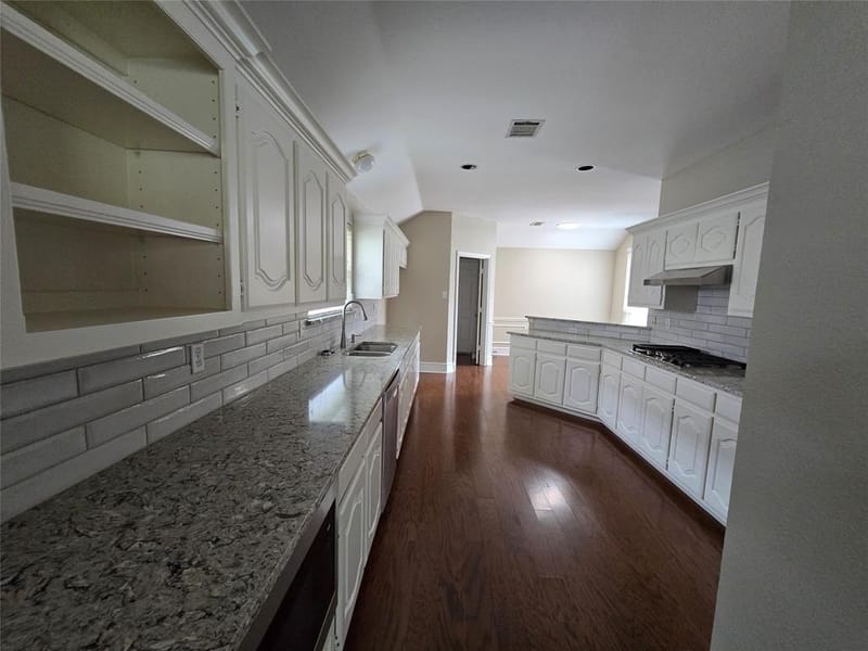 6712 Mantissa Drive, Plano TX 75023 - Photo 8