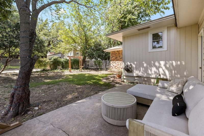 2801 5th Avenue, Fort Worth TX 76110 - Photo 28