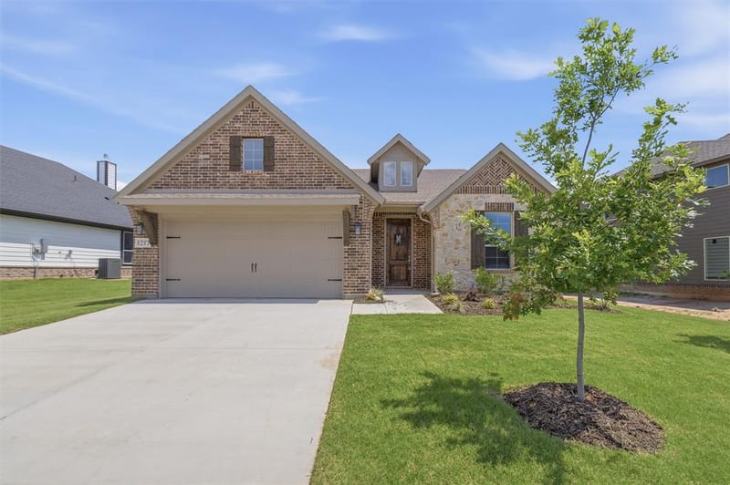 1217 Colca Drive, Springtown TX 76082 - Photo 2