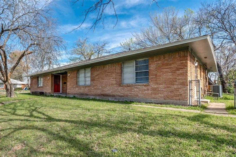 10000 Olmos Drive, Dallas TX 75218