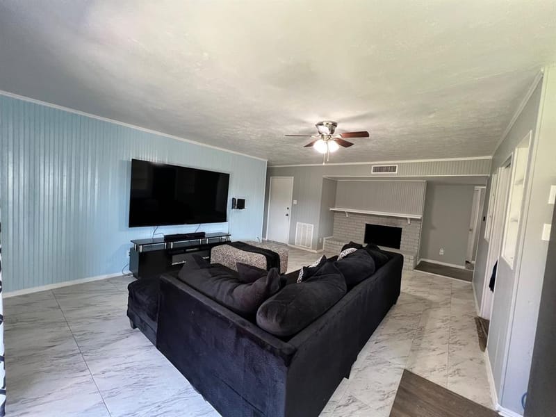5609 Kerry Lane, Garland TX 75043 - Photo 3