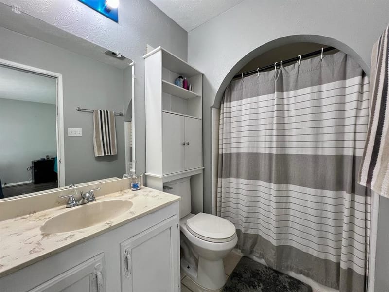 5609 Kerry Lane, Garland TX 75043 - Photo 9
