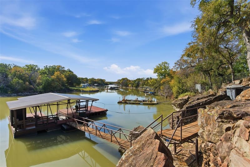 302 Kennon Circle, Palo Pinto TX 76484