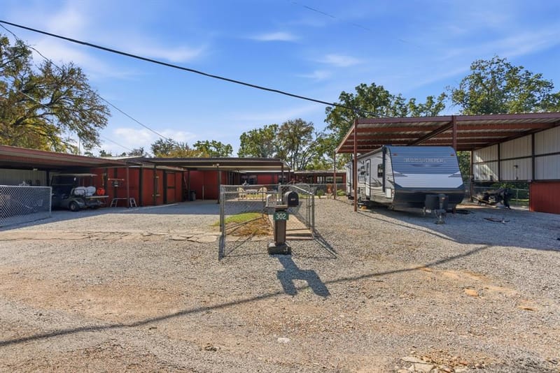 302 Kennon Circle, Palo Pinto TX 76484 - Photo 37