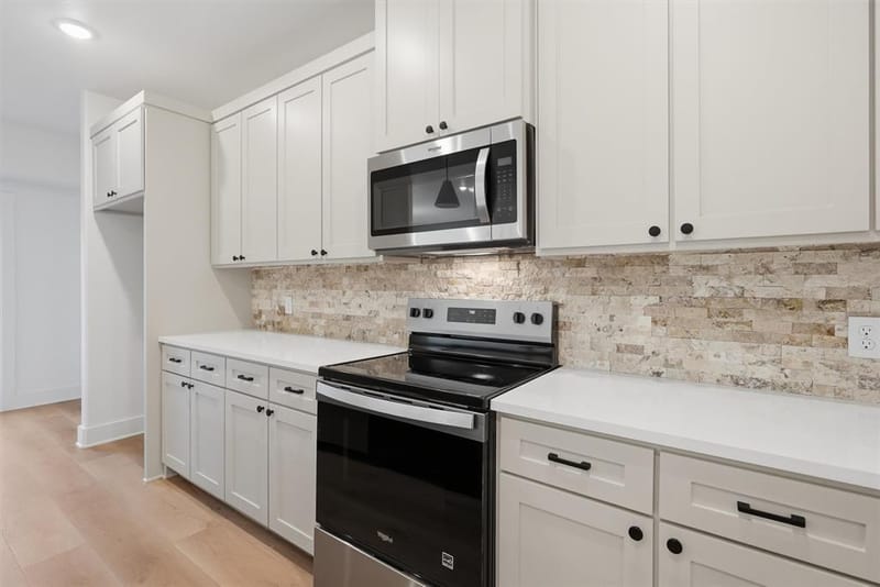 821 Harness Trail, Granbury TX 76049 - Photo 13