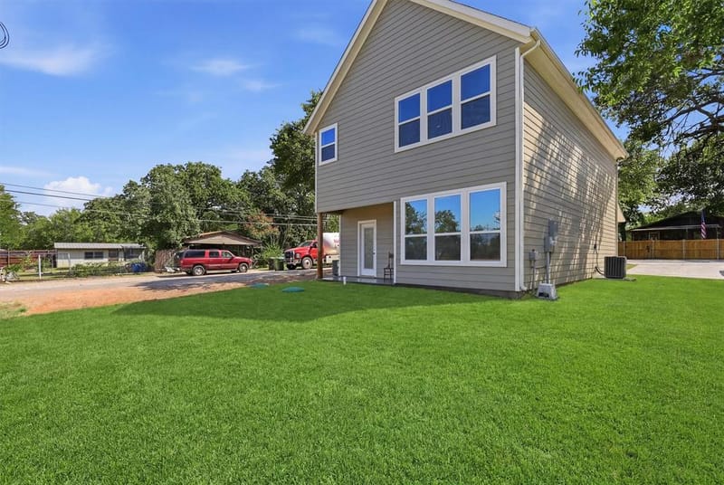 821 Harness Trail, Granbury TX 76049 - Photo 31