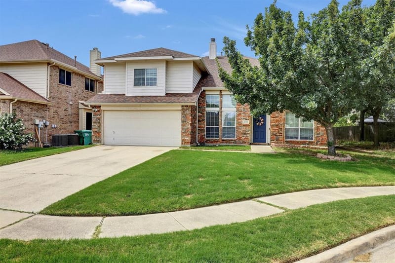 2109 Hemingway Drive, Denton TX 76210