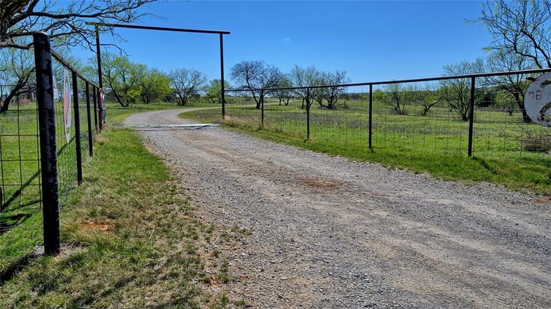 4179 Rock Springs School Road, Nocona TX 76255 - Photo 17