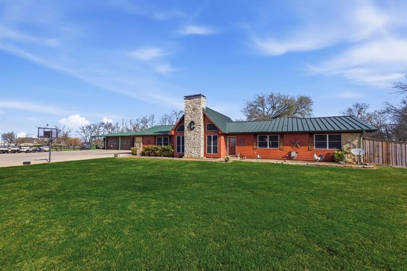 5355 Hoehn Road, Sanger TX 76266 - Photo 3