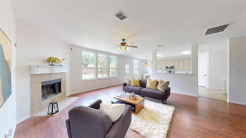 523 Zachum Drive, Arlington TX 76002 - Photo 7