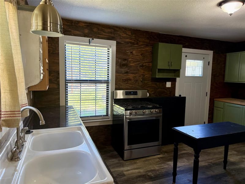 122 Tobacco Road, Whitney TX 76692 - Photo 12