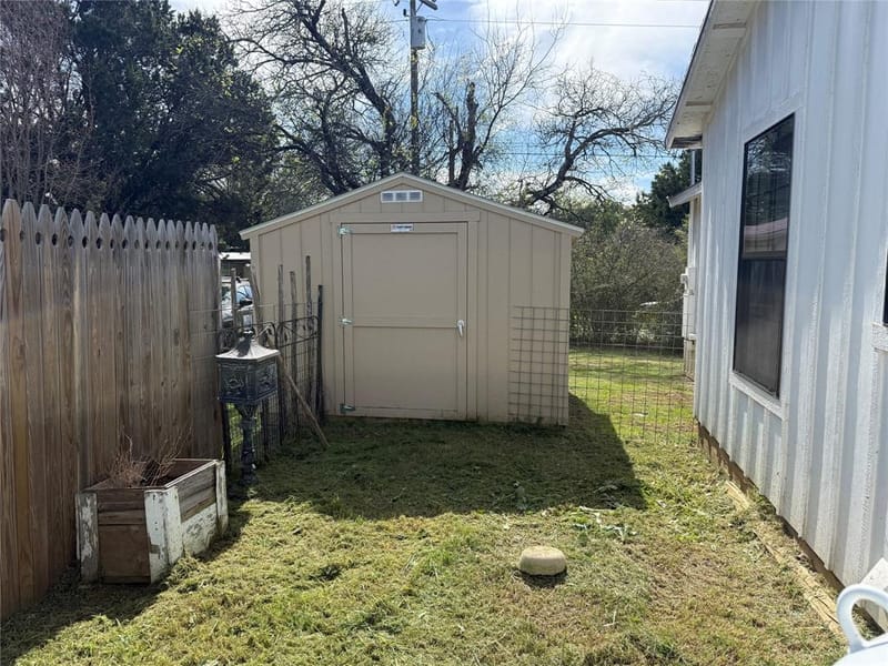 122 Tobacco Road, Whitney TX 76692 - Photo 35