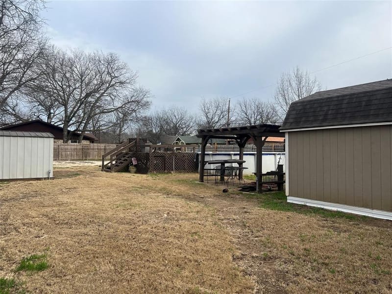 104 Dixon Street, Cleburne TX 76033 - Photo 34