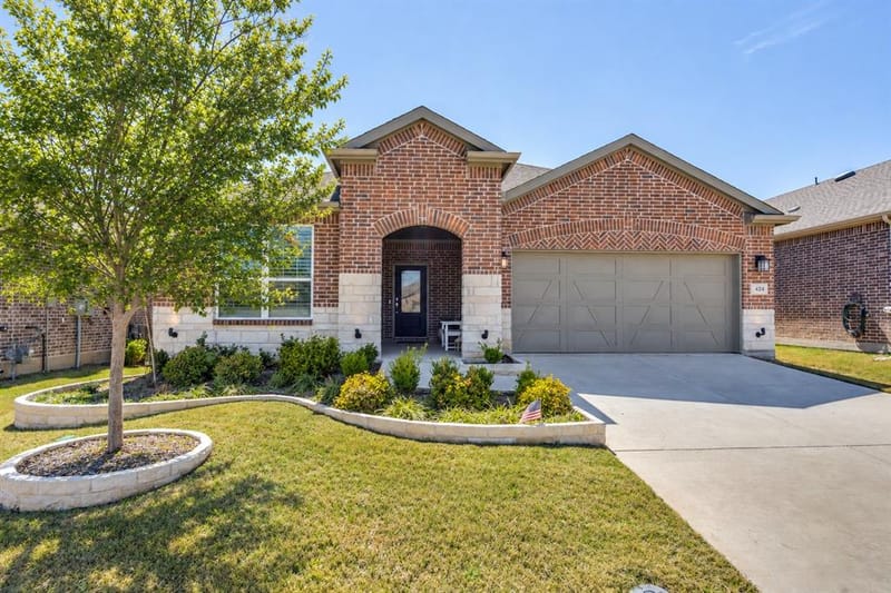 424 Long Pines Drive, McKinney TX 75071