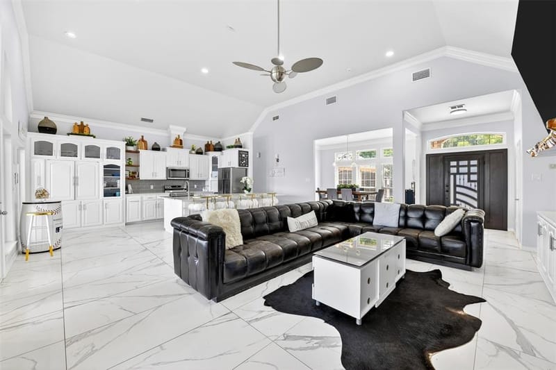 4508 Chavez Court, Granbury TX 76048 - Photo 8