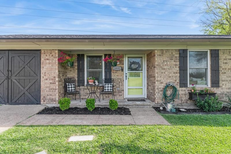 1035 Houston Street, Wills Point TX 75169 - Photo 2