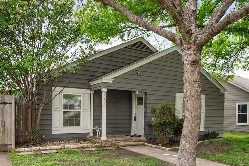 2736 Ryan Avenue, Fort Worth TX 76110 - Photo 2