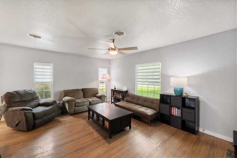 2736 Ryan Avenue, Fort Worth TX 76110 - Photo 5