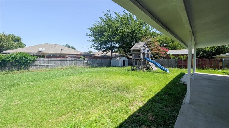 1107 Waverly Drive, Arlington TX 76015 - Photo 17