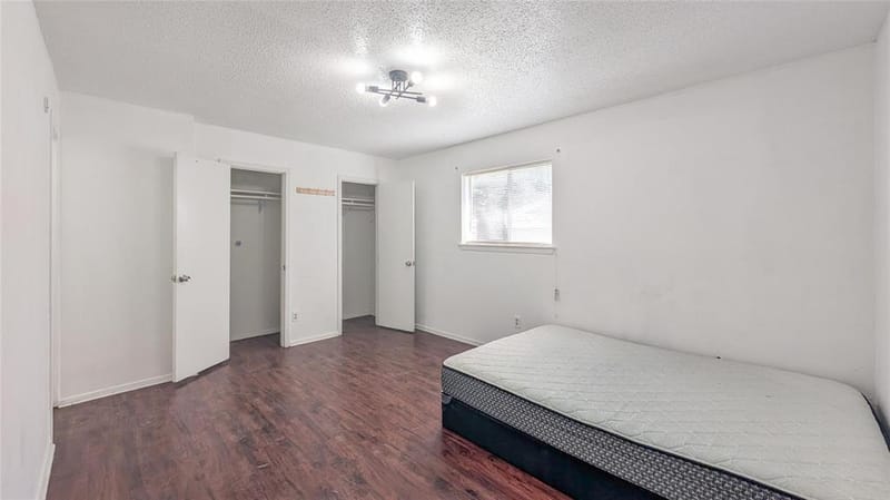 1107 Waverly Drive, Arlington TX 76015 - Photo 7