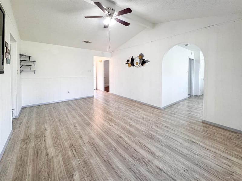 1107 Waverly Drive, Arlington TX 76015 - Photo 3