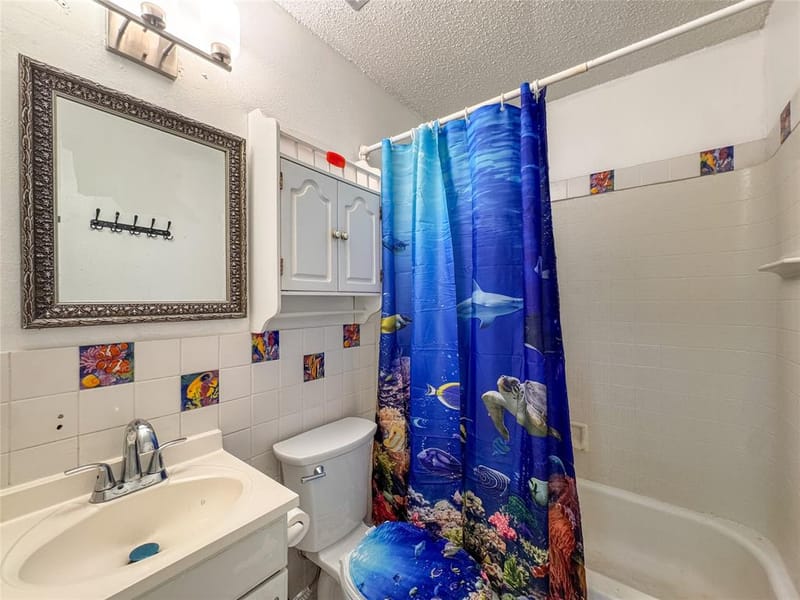 1107 Waverly Drive, Arlington TX 76015 - Photo 10