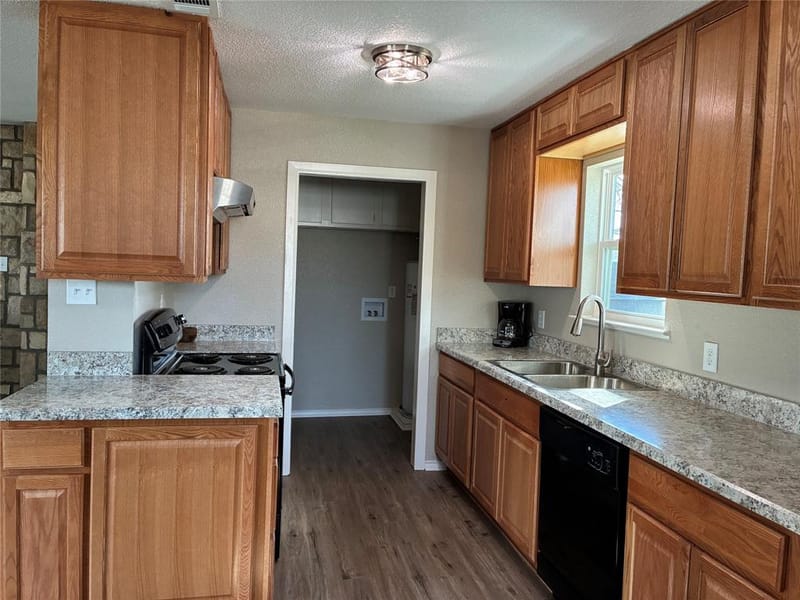 5066 E HIGHWAY 199, Springtown TX 76082 - Photo 5