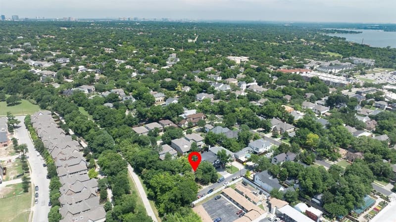 1805 Lucerne Street, Dallas TX 75214 - Photo 6